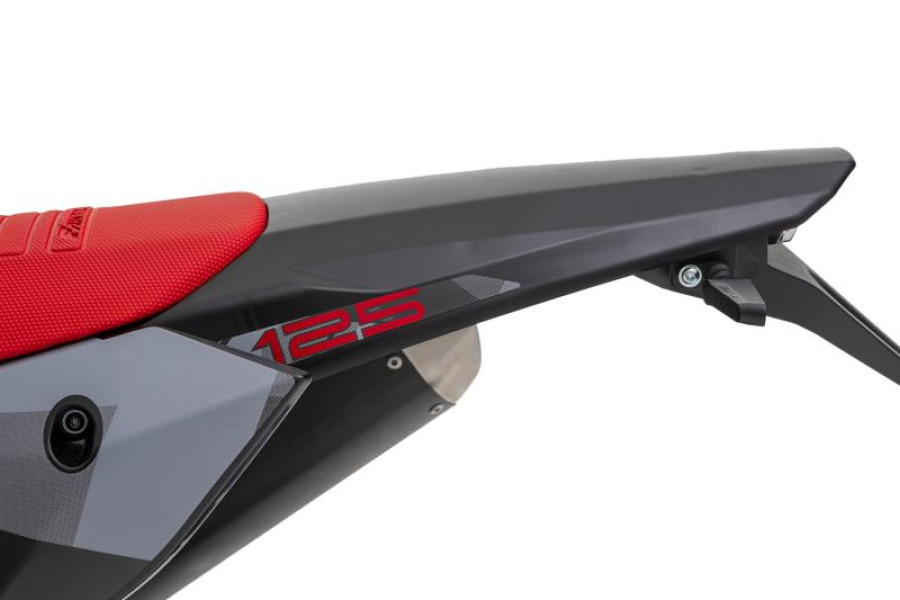 Fantic XEF 125 Performance 