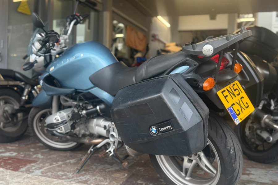 BMW R – Road 