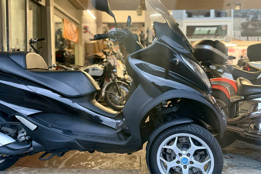 Piaggio MP3 