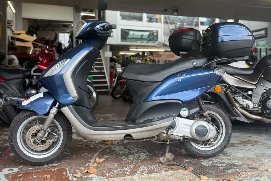Piaggio Fly  